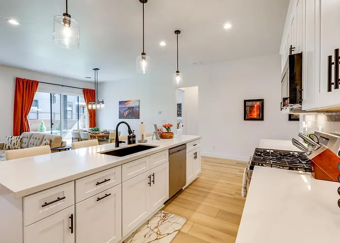 3 Mi To Dtwn Flagstaff: Family Retreat W/ Patio Holiday home Flagstaff