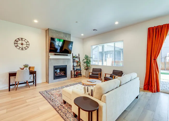 3 Mi To Dtwn Flagstaff: Family Retreat W/ Patio Holiday home *